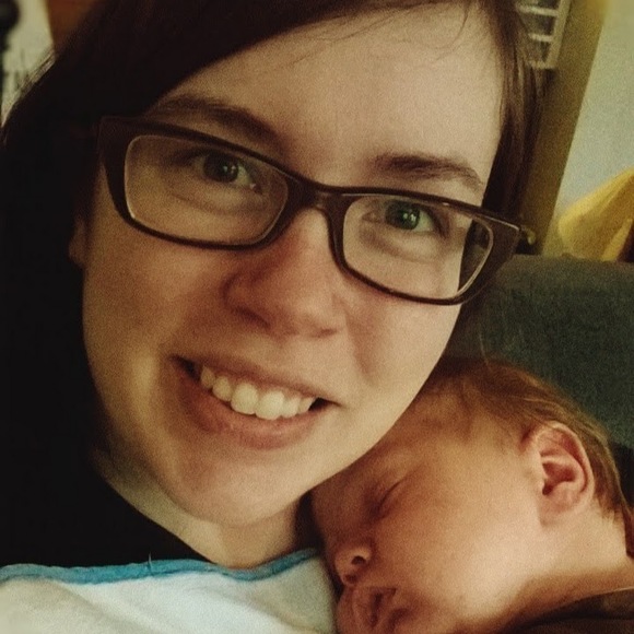 Meet your Posher, Sarah - Picture 1 of 1